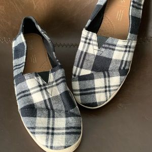 TOMS Buffalo Plaid Black White 9.5